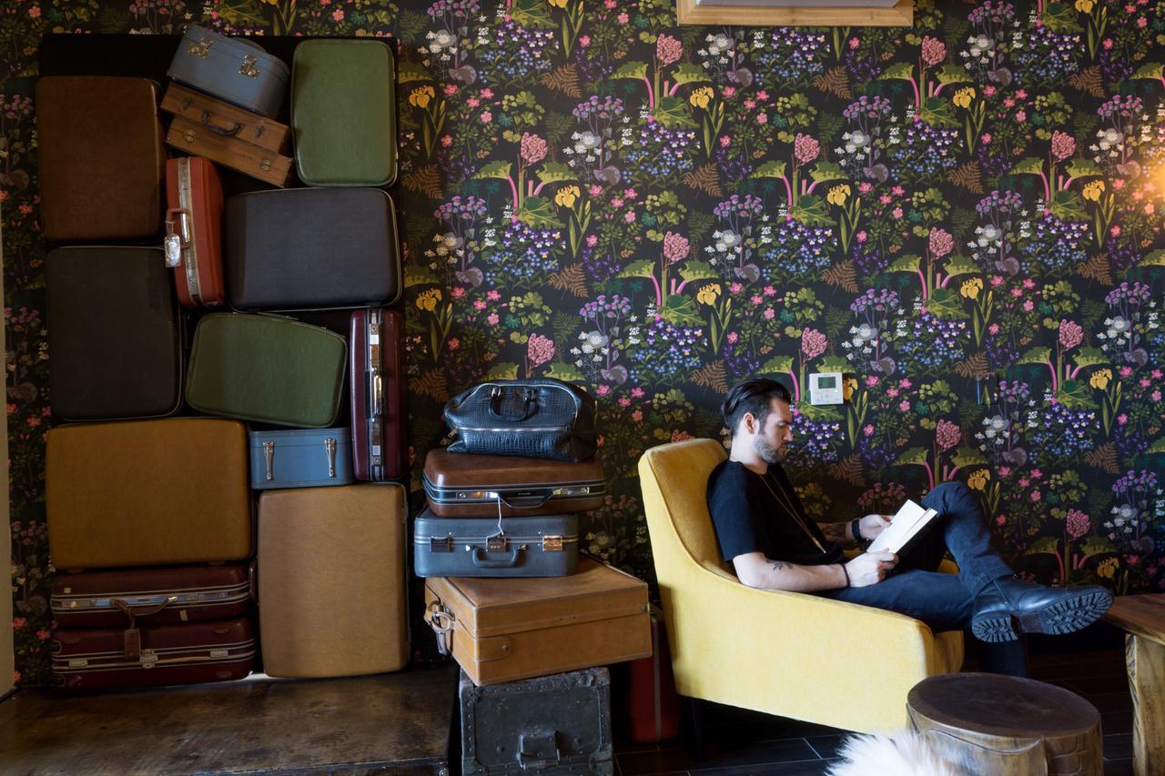 Deep Ellum Hostel - Adults Only Dallas Exterior photo